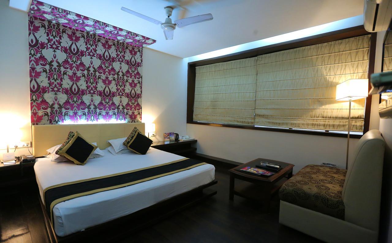 Collection O 64168 Hotel Vip International Kolkata Eksteriør bilde