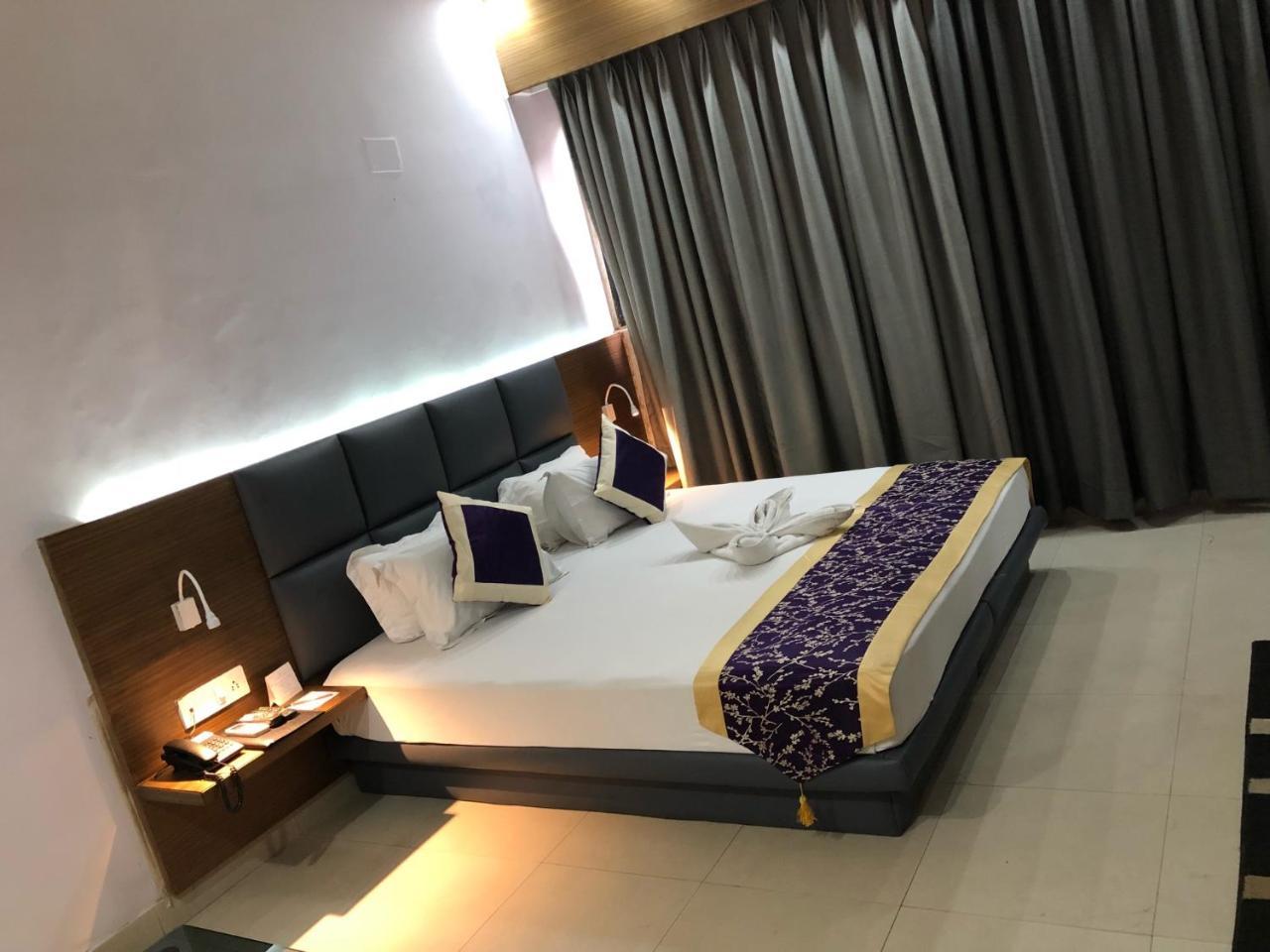 Collection O 64168 Hotel Vip International Kolkata Eksteriør bilde