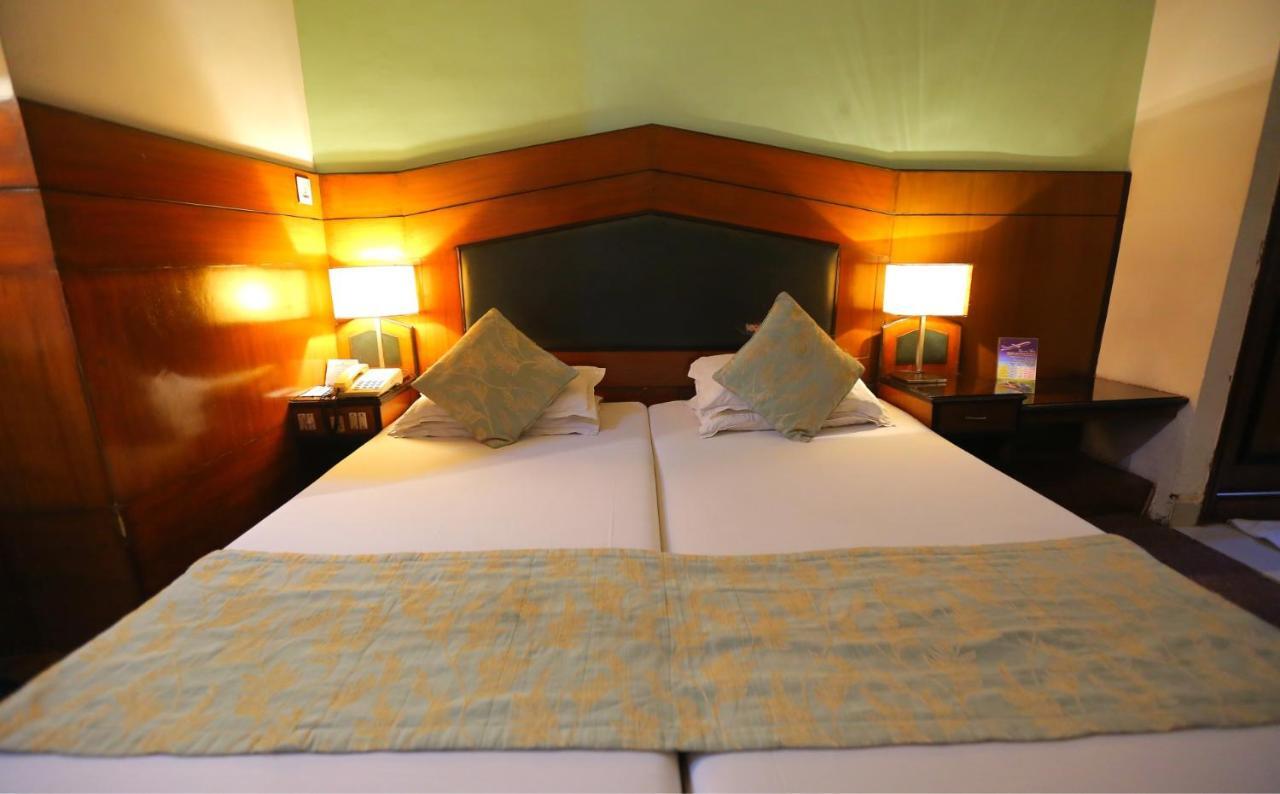 Collection O 64168 Hotel Vip International Kolkata Eksteriør bilde